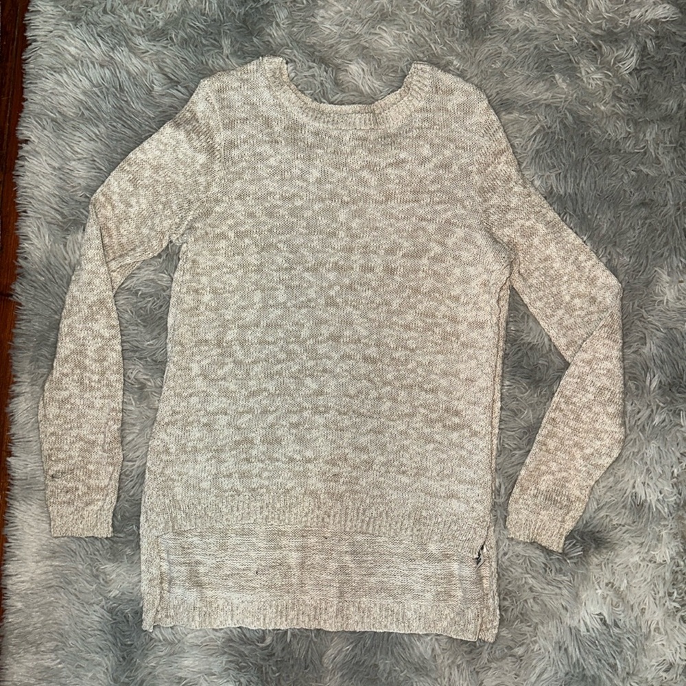 Sz S express sweater